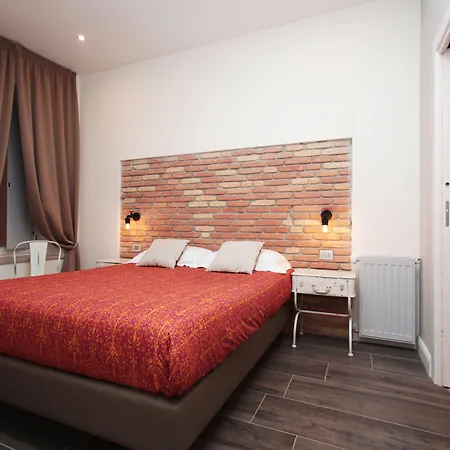 Trevi Contemporary Suite