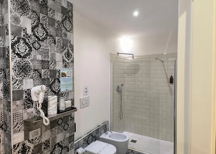 Гостевой дом Trevi Contemporary Рим