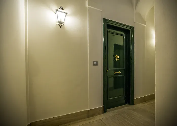 Trevi Contemporary Πανσιόν 4*