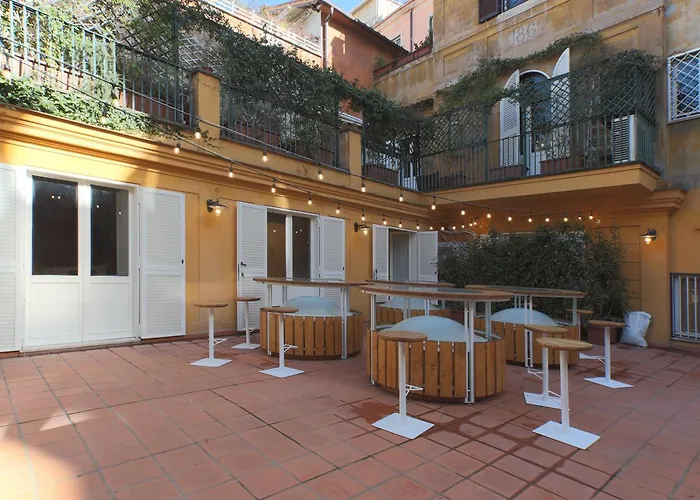 Πανσιόν Trevi Contemporary 4*