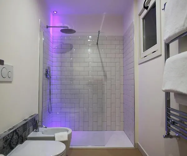 Trevi Contemporary Гостевой дом