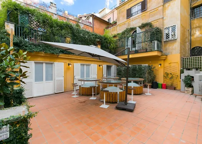 Trevi Contemporary