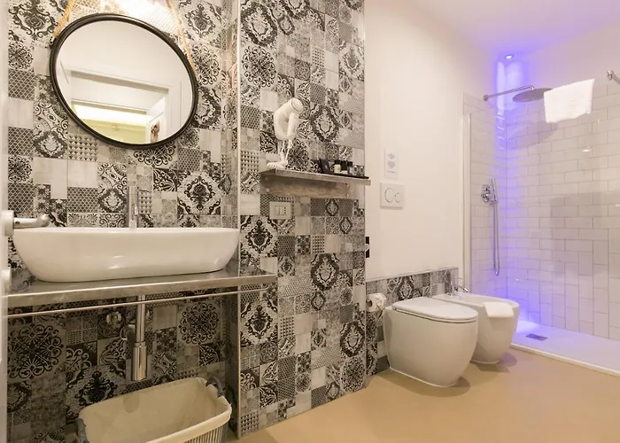 Trevi Contemporary